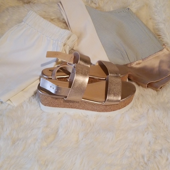 Mossimo Supply Co. Shoes - Mossimo shoes